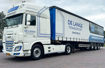 De Lange 1 690 x 580.jpg